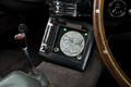 Aston Martin DB5 007, grise, détail rardar + levier de vitesse