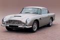 Aston Martin DB5 grise 3/4 avant gauche