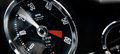 Aston Martin DB5 grise compteurs