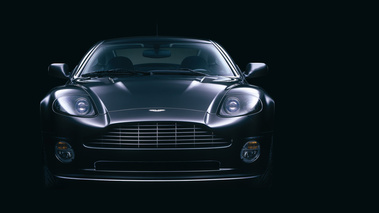 Aston Martin Vanquish S noire face avant