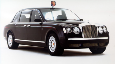 Bentley State limousine 3/4 avant droit