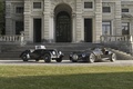 BMW 328 Mille Miglia noir 3/4 avant droit & 328 Hommage Concept carbone 3/4 avant gauche