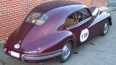 Bristol 403 rouge 3/4 arrière droit