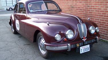 Bristol 403 rouge 3/4 avant droit