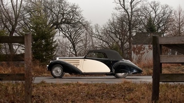 Bugatti Type 57C, 1939, Drophead Coupe, noire+blanche, profil gch large