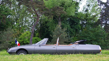 Citroën SM Présidentielle gris Le Vésinet profil