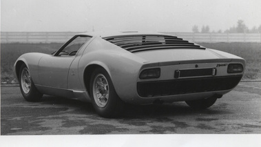 Lamborghini Miura P400 3/4 arrière gauche