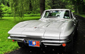 Chevrolet Corvette C2 Sting Ray gris face avant