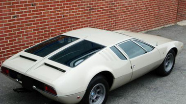 DeTomaso Mangusta 3/4 arrière droit