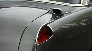 Facel Vega HK500 grise detail