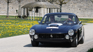 Ferrari 250 GT Lusso bleu Tour Auto 2009 face