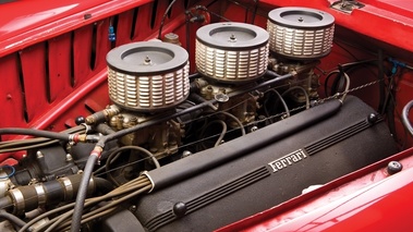 Ferrari 340 Mexico Coupe 1952, rouge, moteur