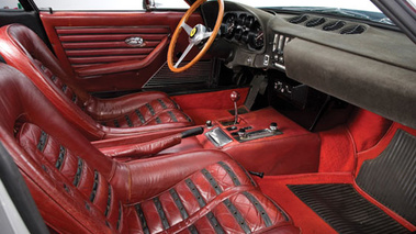 Ferrari 365 GTB 4 Daytona grise intérieur