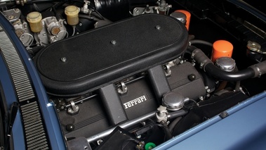 Ferrari 500 Superfast 1965, bleue, moteur