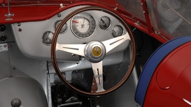 Ferrari Dino 246 Sport Spyder cockpit