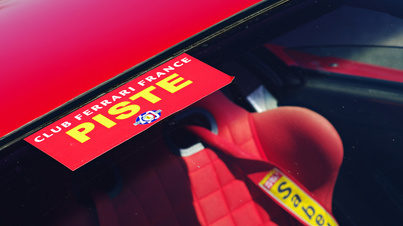 Ferrari F40 rouge autocollant piste