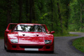 Ferrari F40 rouge face avant