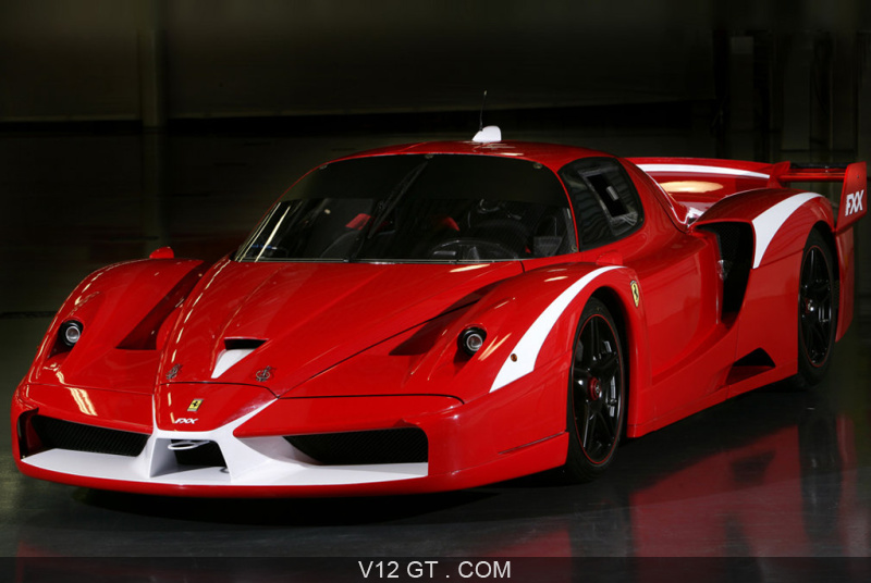 A vendre, moteur V12 de Ferrari FXX