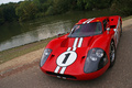 Ford GT40 MkIV rouge 3/4 avant gauche penché