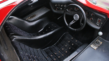 Ford GT40 MkIV rouge intérieur