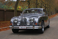 Jaguar MkII 3.8 anthracite 3/4 avant gauche travelling 4