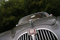 Jaguar MkII 3.8 anthracite logos capot