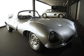 Jaguar XKSS gris 3/4 avant droit