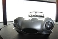 Jaguar XKSS gris face avant