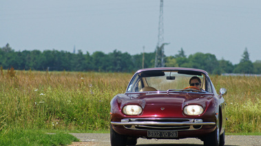 Lamborghini 350 GT bordeaux face avant