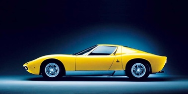 Lamborghini Miura jaune profil