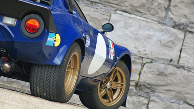 Lancia Stratos Gr.4 bleu Bruxelles 3/4 arrière droit penché coupé