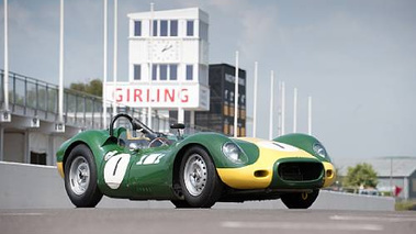 Lister-Jaguar, verte et jaune, 3/4 avant droit 