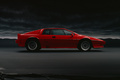 Lotus Esprit Turbo rouge profil