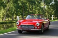 Maserati 3500 GT Spyder rouge 3/4 avant gauche travelling 3