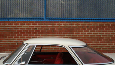 Maserati 5000GT Blanche détail pavillon