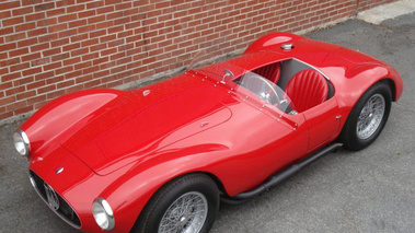 Maserati A6 GCS rouge 3/4 haut avant gauche