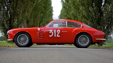 Maserati A6G 2000, rouge profil gche