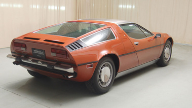 Maserati Bora orange 3/4 arrière droit 