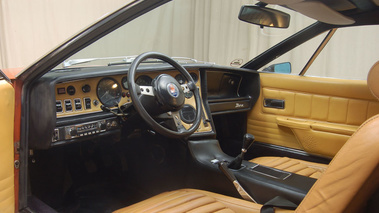 Maserati Bora orange intérieur