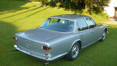 Maserati Quattroporte AM 107 gris 3/4 arrière droit