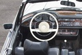 Mercedes 280SE 3.5 Convertible Dash3