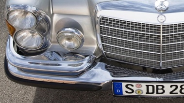 Mercedes 280SE 3.5 Convertible face avant 3