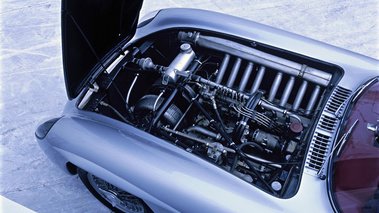Mercedes 300 SLR grise moteur