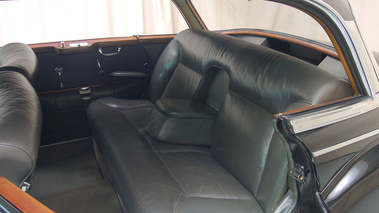 Mercedes 300D 