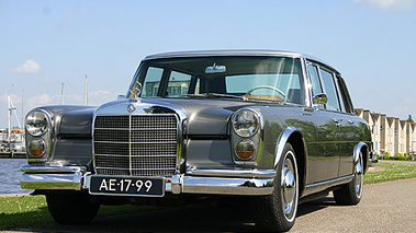 Mercedes 600 gris 3/4 avant gauche 2