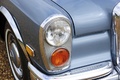 Mercedes-Benz 600 1970, bleue, le King, phare