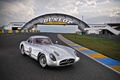 Mercedes @ LMC 2010 300 SLR gris 3/4 avant droit