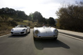 Porsche 550 Spyder gris & Boxster Spyder blanc face avant travelling