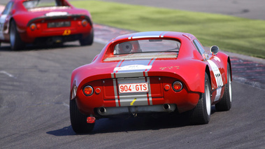 Porsche 904 GTS rouge/gris Tour Auto 2009 3/4 arrière droit