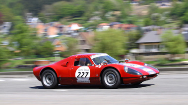 Porsche 904 GTS rouge/gris Tour Auto 2009 3/4 avant droit